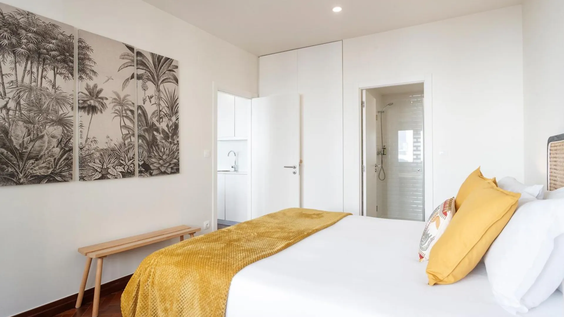 Apperol Lisbon Escape - By Misha'S Place 2A 0*,