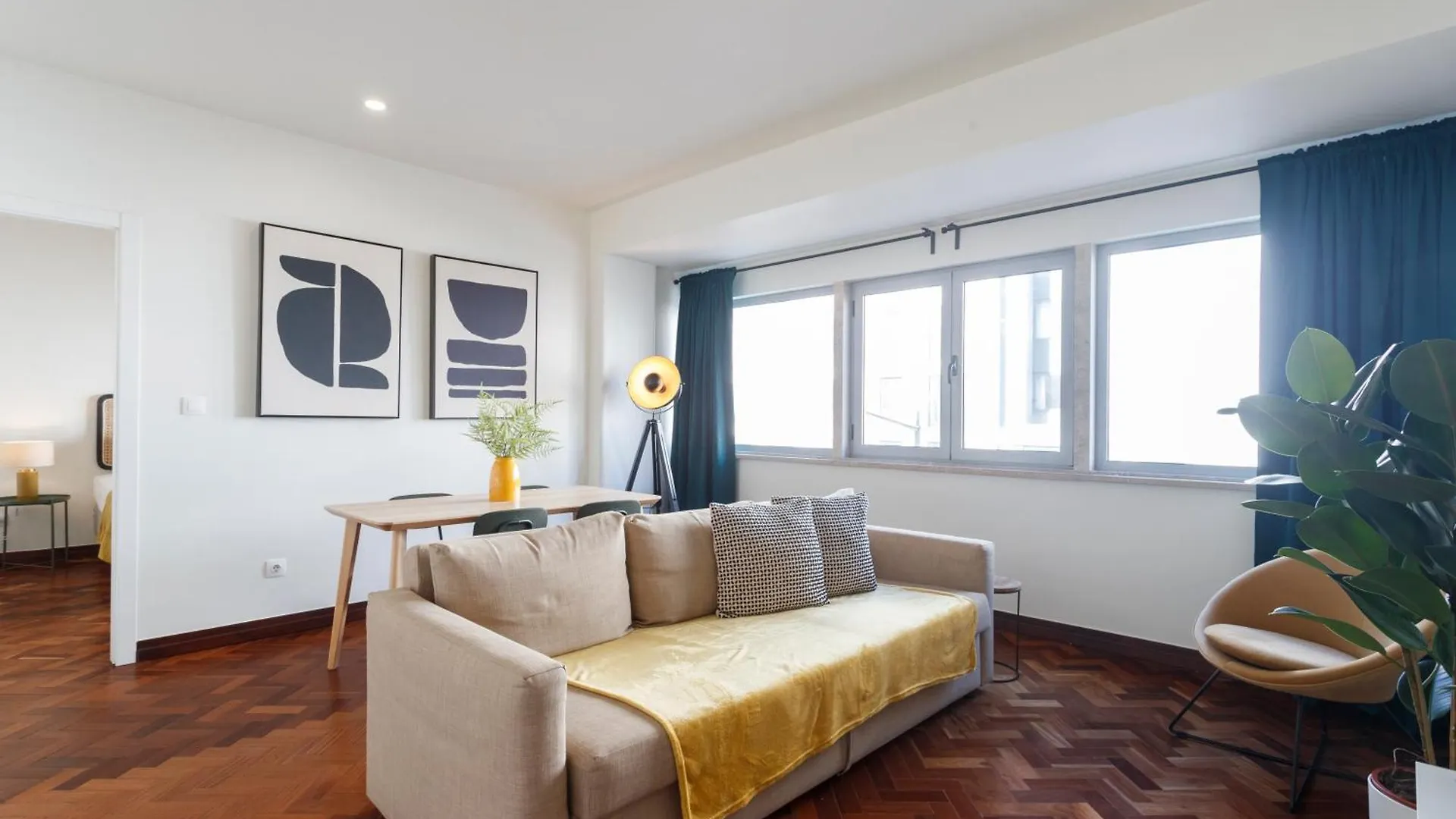 Apartment Apperol Lisbon Escape - By Misha'S Place 2A